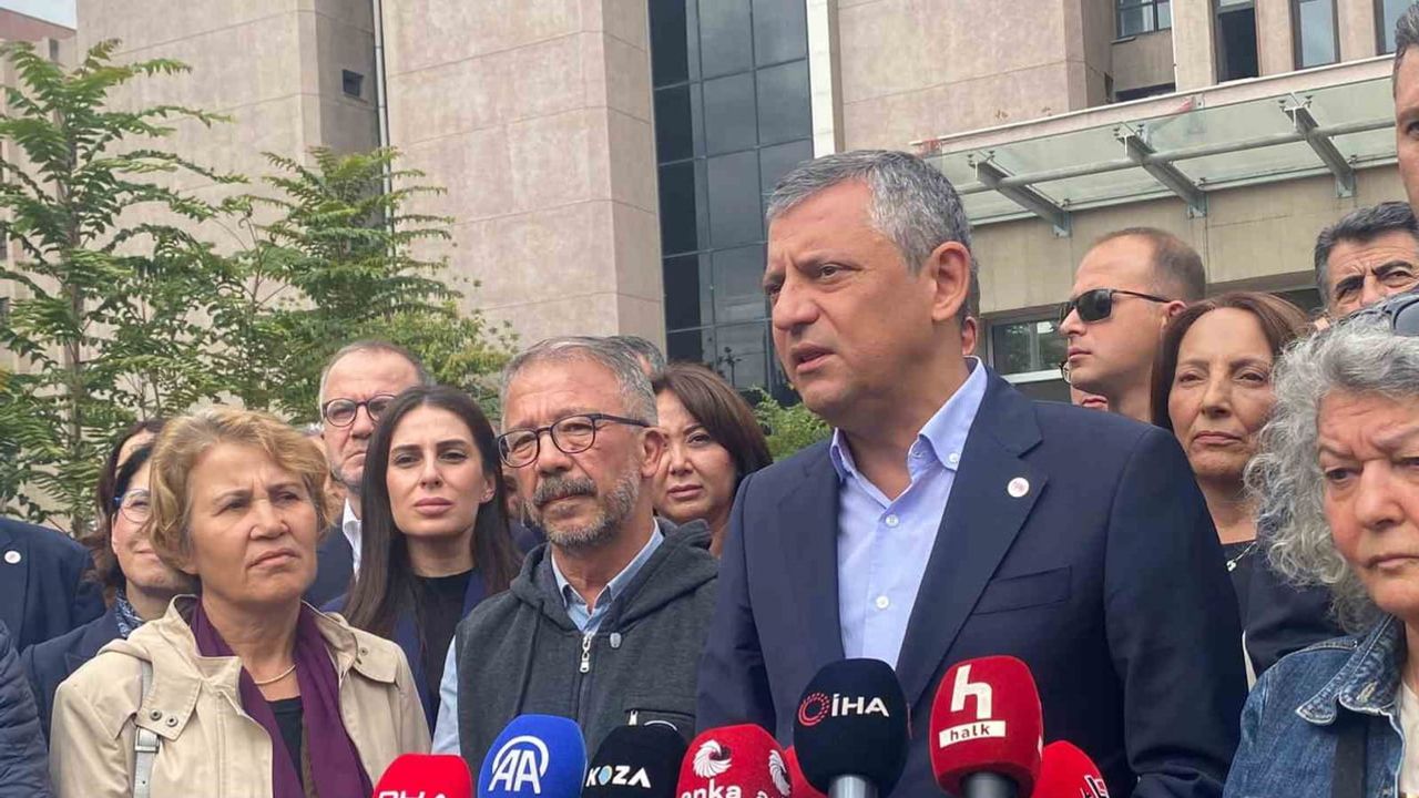 Özgür Özel'den 'insanlığa karşı suç' vurgusu: Ankara Garı davasında zaman aşımı uyarısı