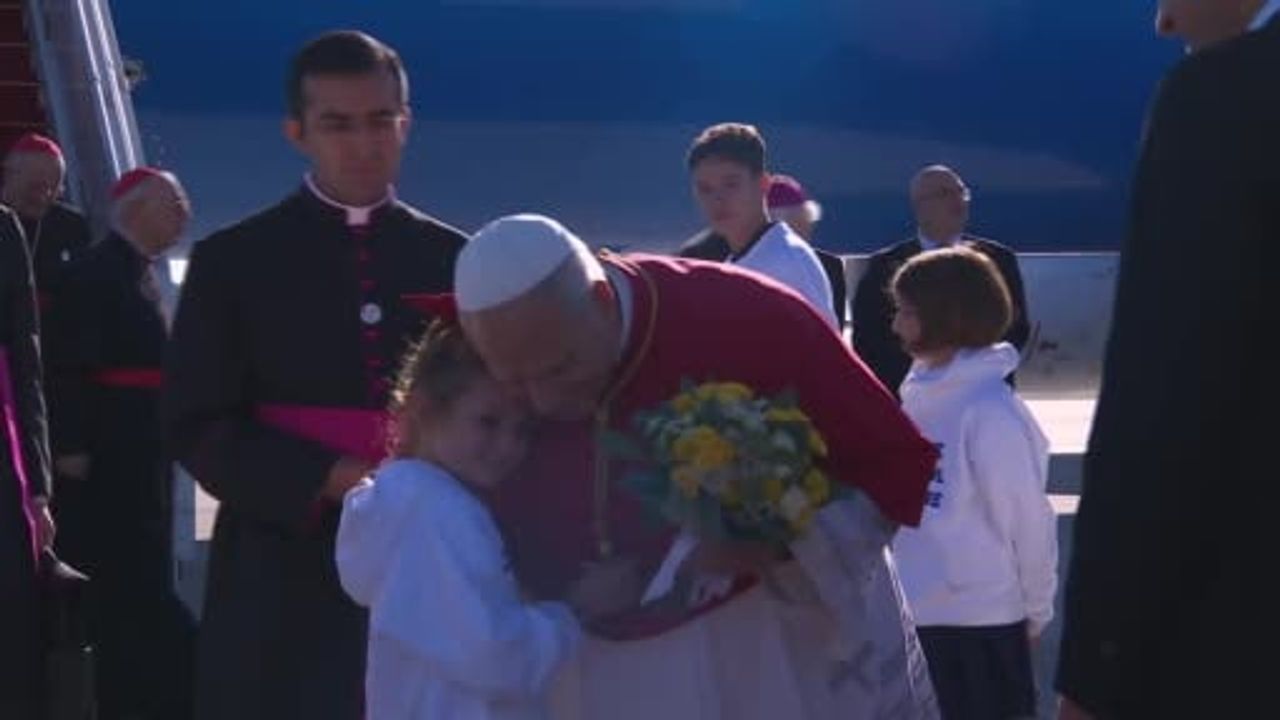 Papa 14. Leo Fransa'da: yapay zekada etik çağrısı, nükleer silahsızlanma ve laiklik mesajı