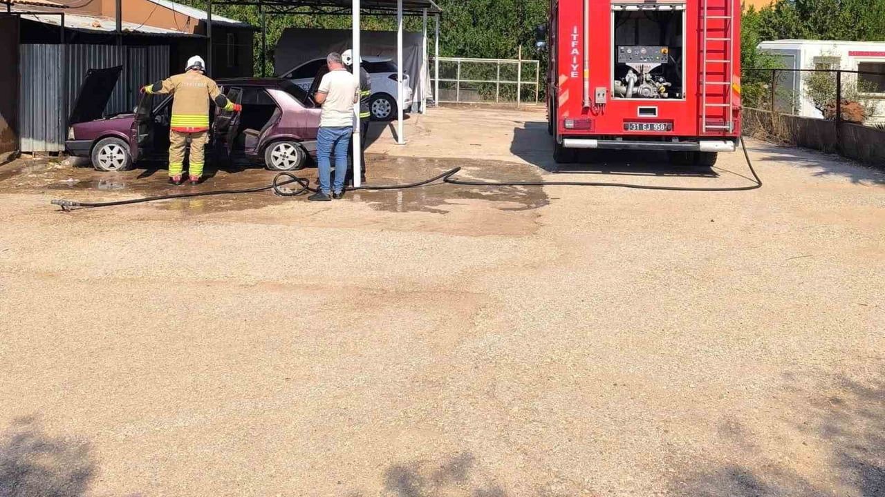 Park halindeki TOFAŞ'ta çıkan yangın itfaiyenin hızlı müdahalesiyle söndürüldü