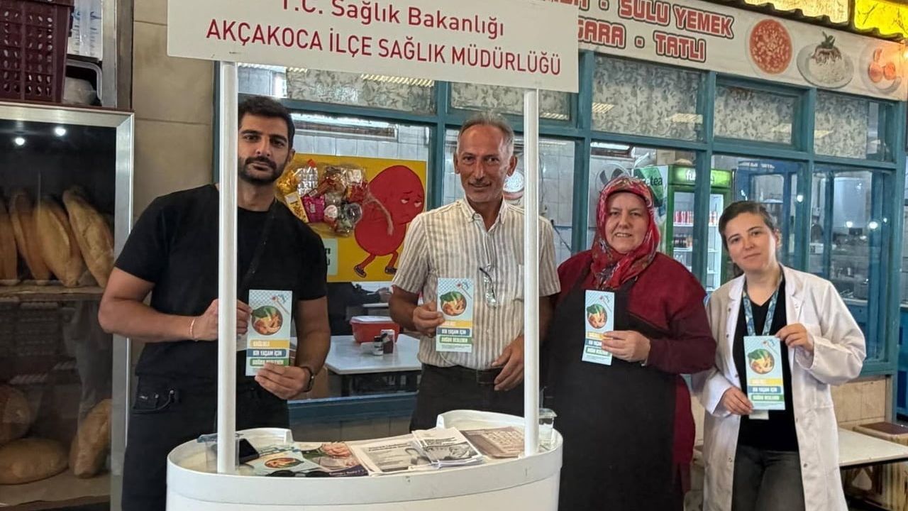 Pazarda sağlıklı beslenme bilinci: Akçakoca'da şeker farkındalığı