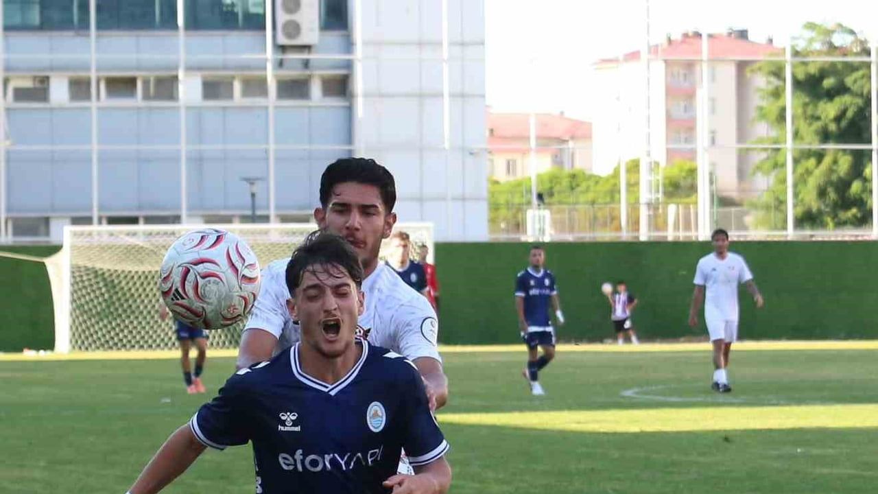 Pazarspor evinde farkını gösterdi: İnkılap FSK 4-1