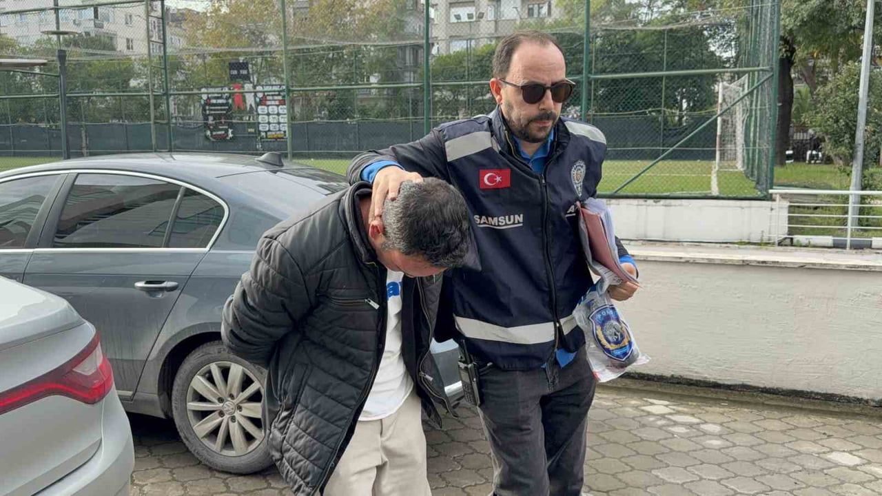 Pencereden girip bıçakla tehdit etti, cüzdanını gasp eden şüpheli yakalandı