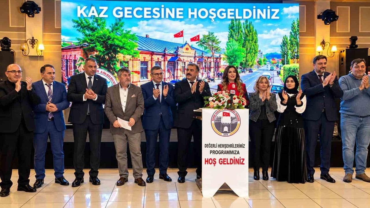 Pendik millet bahçesi'nde Kars, Ardahan ve Iğdır'ın ezgileri ve tatları