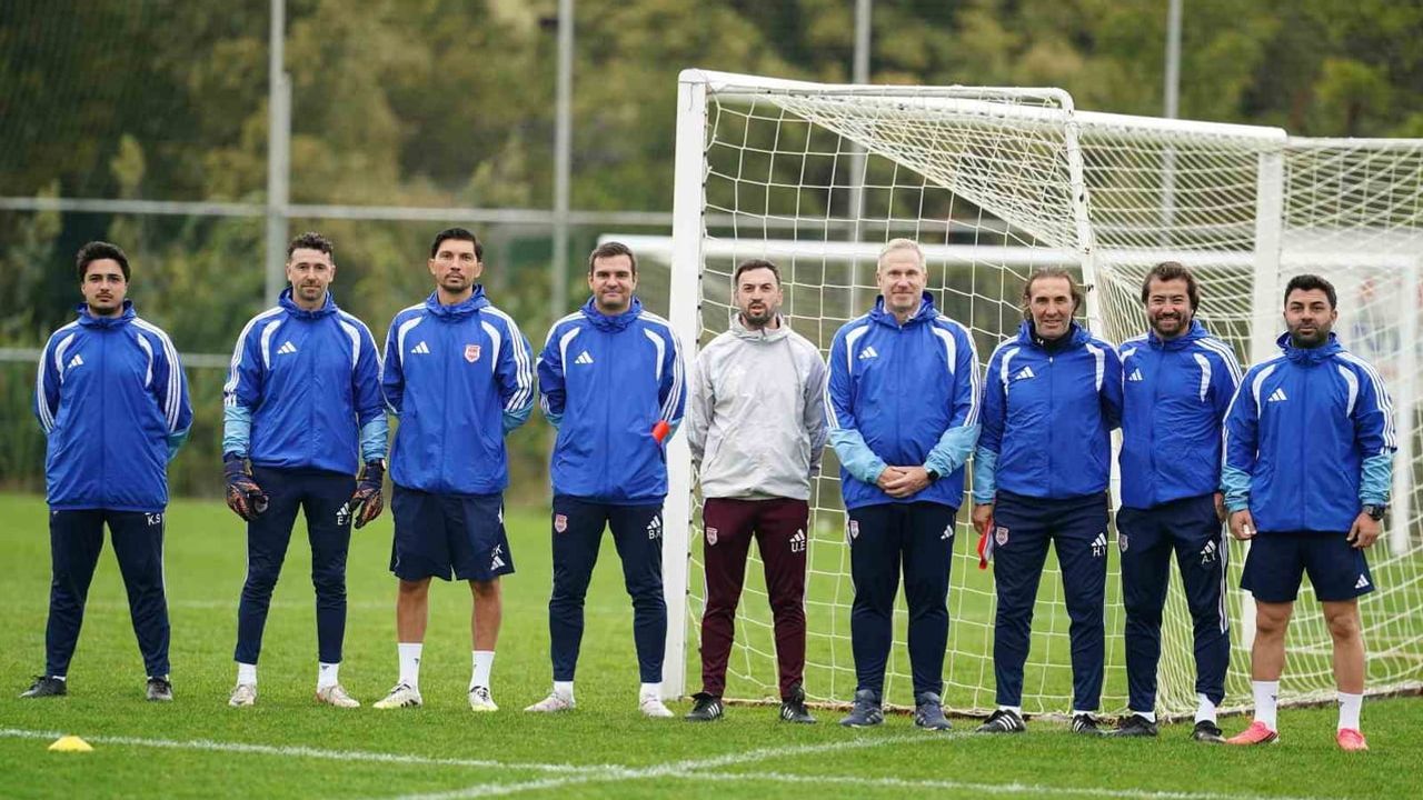 Pendikspor'a taç atışlarında uzman dokunuş: Thomas Gronnemark kadroya katıldı