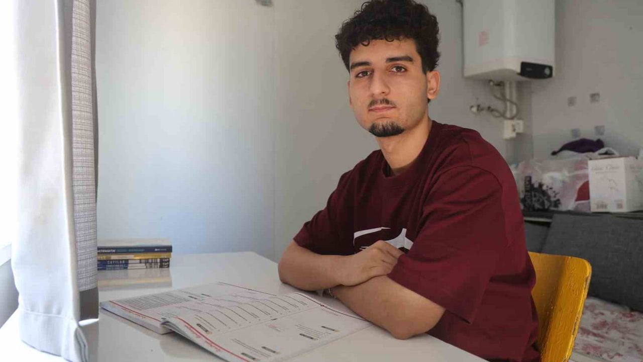 Perdeli konteynerden yüzde 100 burslu tıp fakültesine uzanan yol