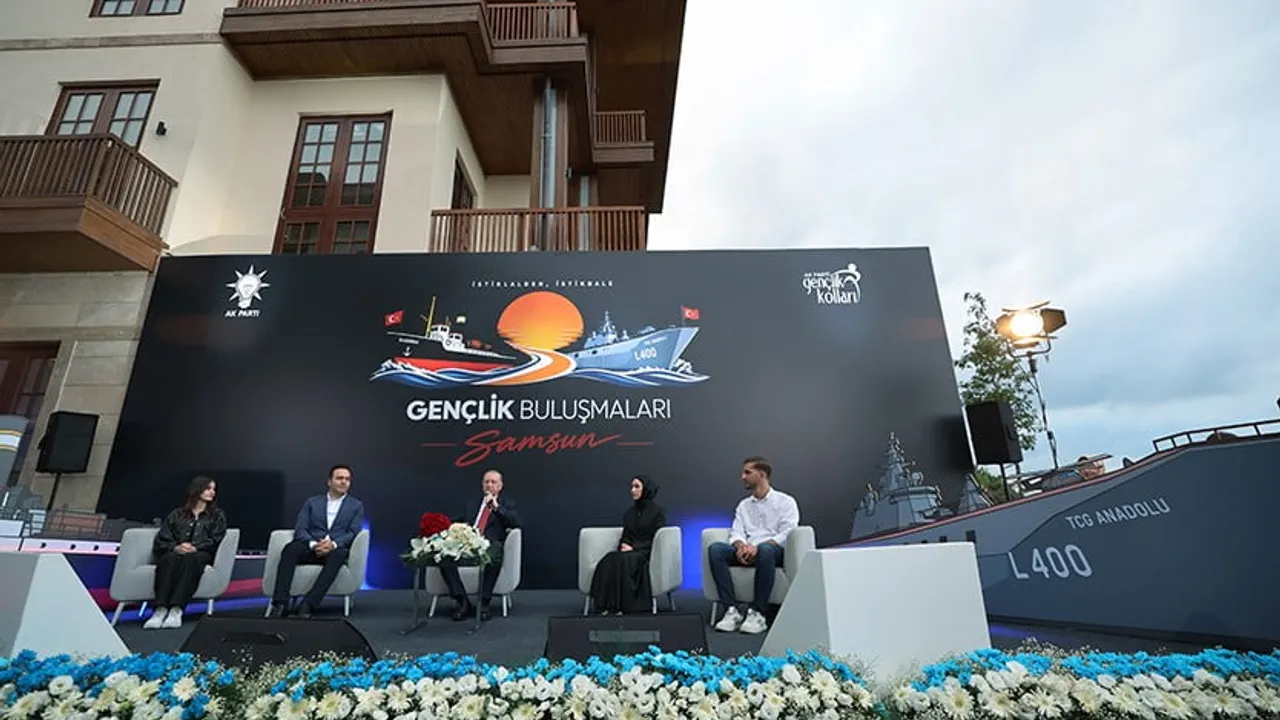 Petek Genç cumhurbaşkanı Erdoğan'ı ağırladı, proje ilçelere taşınıyor