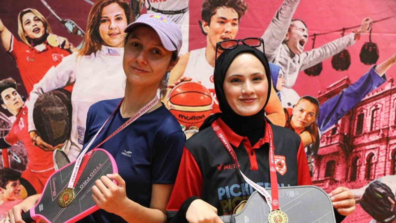 Pickleball öğretmenlerden okullara taşınıyor: Canik'te pilot eğitim