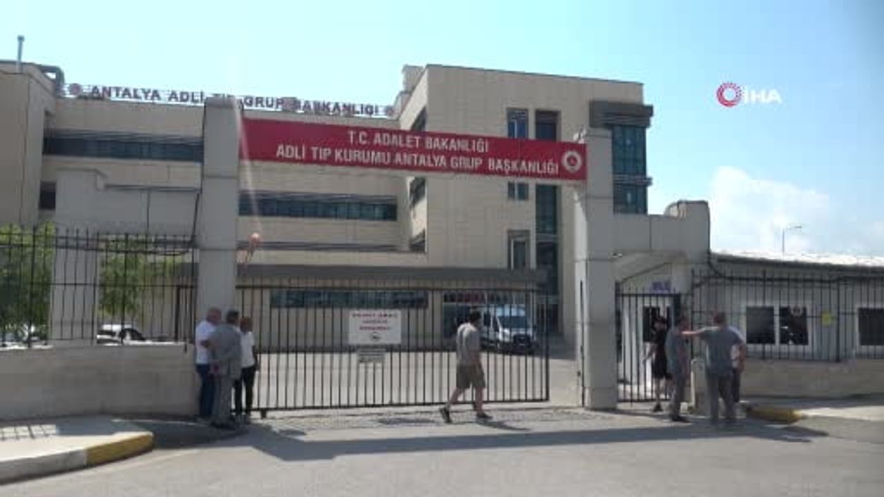 Piknik dönüşü kazada genç hemşire hayatını kaybetti