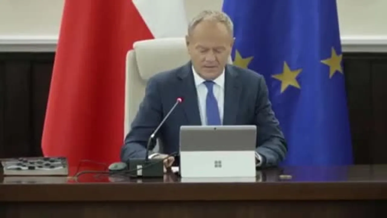 Polonya başbakanı Tusk: tesis yangını sabotaj eylemi