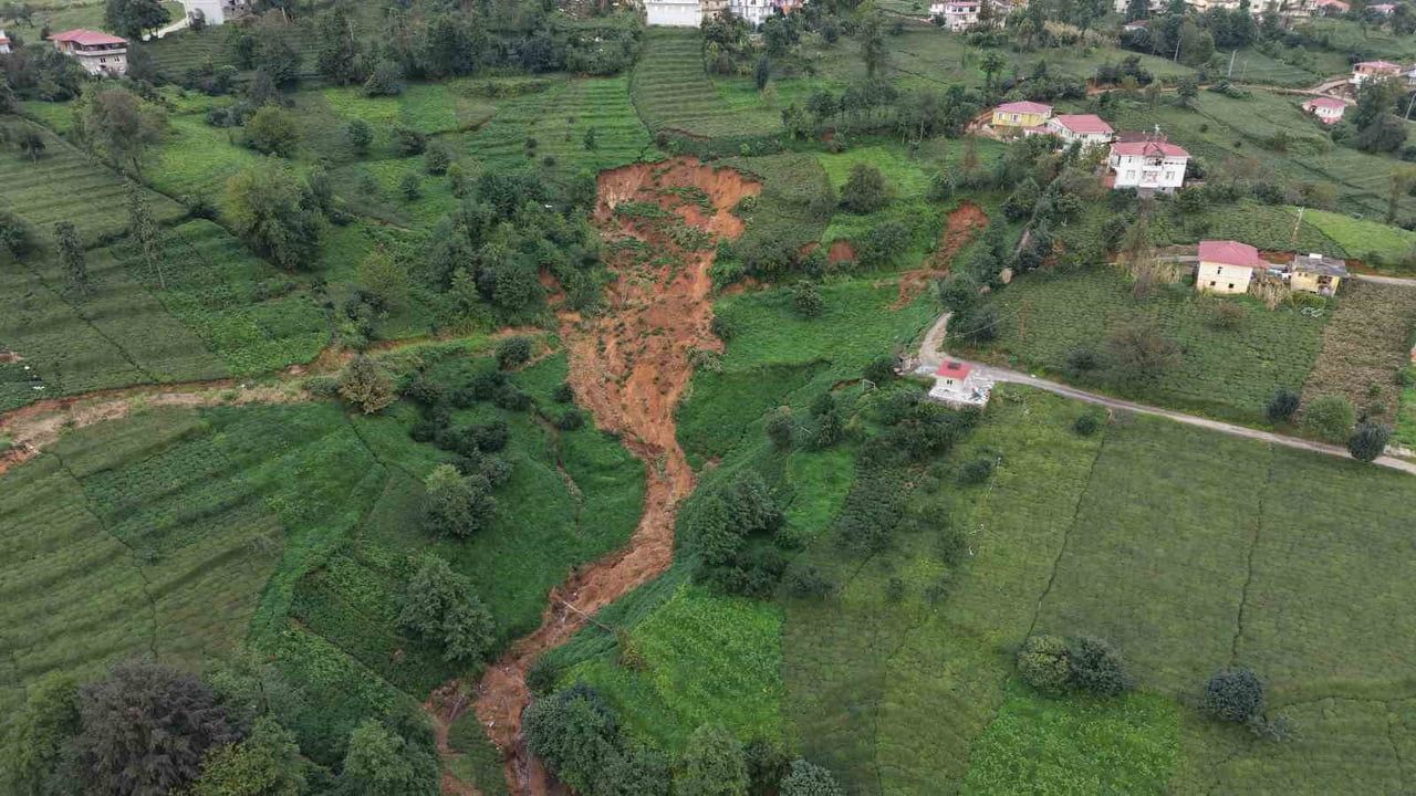 Rize’de sağanak ve heyelanın faturası belli oldu: 1 milyar 42 milyon lira