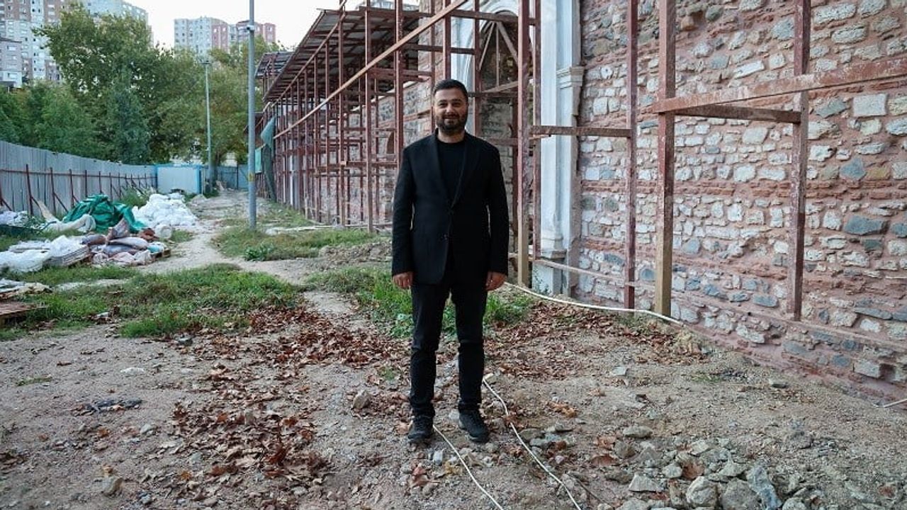 Sadabad Sarayı yenilenen cephesiyle Kağıthane'ye dönüyor