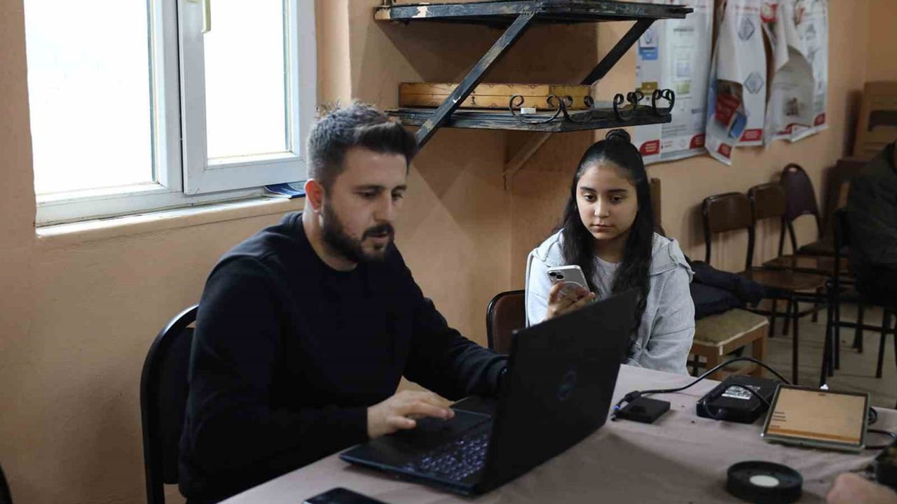 sahada hızla sonuçlanan yerinde toprak analiziyle üreticiye tasarruf fırsatı