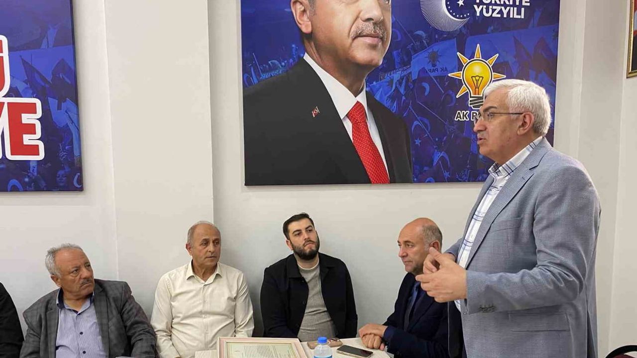 Sahada hizmet, teşkilatta istişare: Palandöken'in önceliği