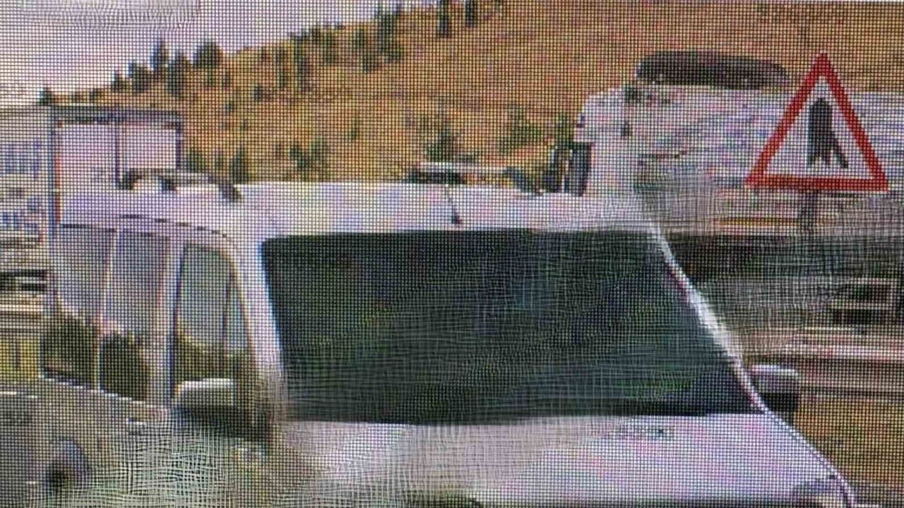Sahte kimlikle 4 milyonluk vurgun: iki şüpheli tutuklandı