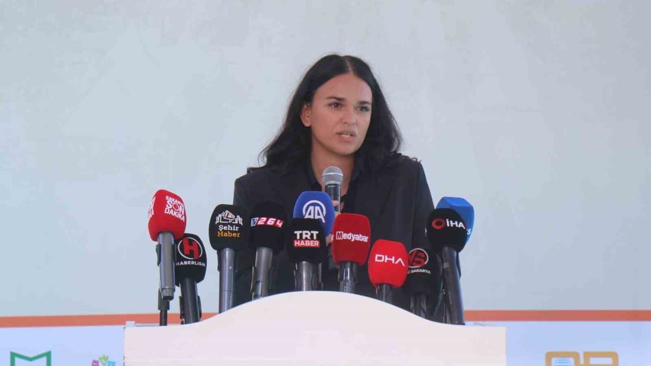 Sakarya'da uluslararası süs bitkileri fuarı doğa ile ticareti bir araya getirdi