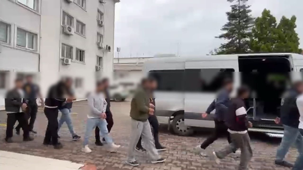 Sakarya merkezli operasyon: 562 milyon liralık işlem hacmi tespit edilen yasa dışı bahis ağı çöktü