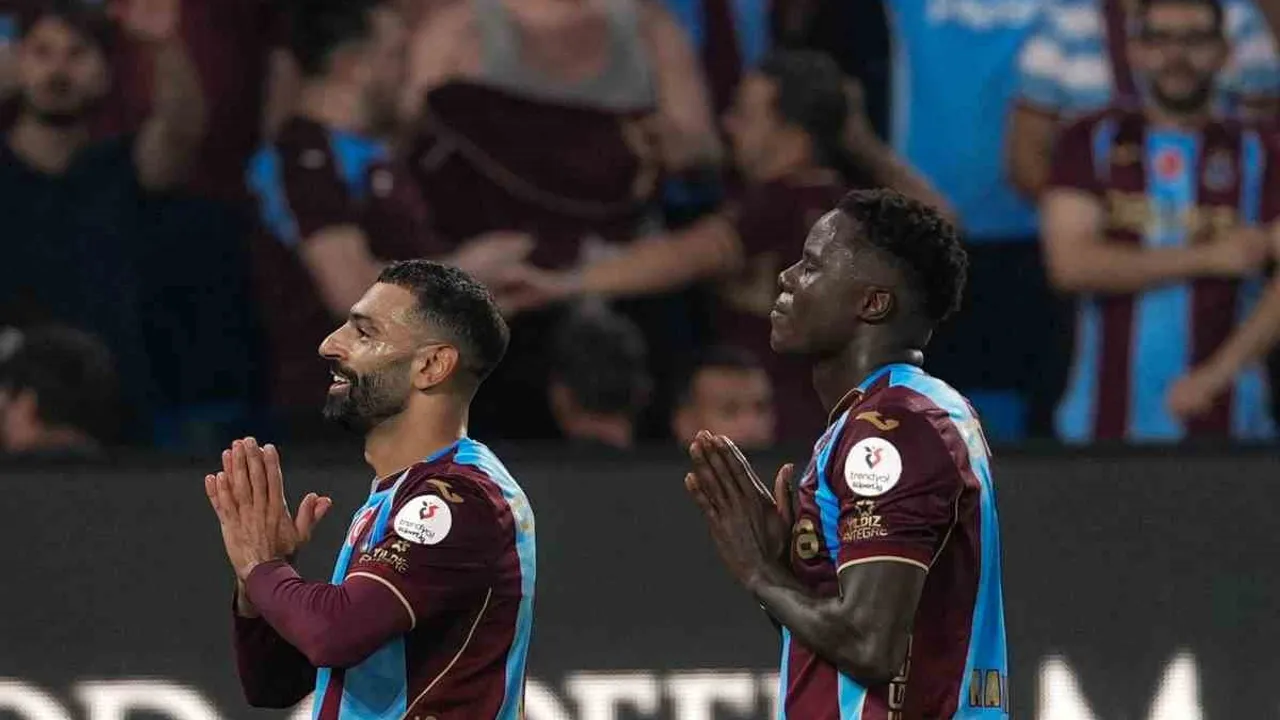 Salah'ın üç golüyle Trabzonspor galibiyete ulaştı