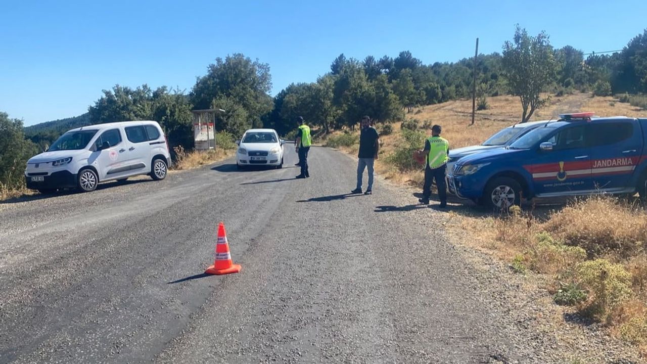 Salgın riskine karşı Uşak'ta yol denetimleri yoğunlaştırıldı