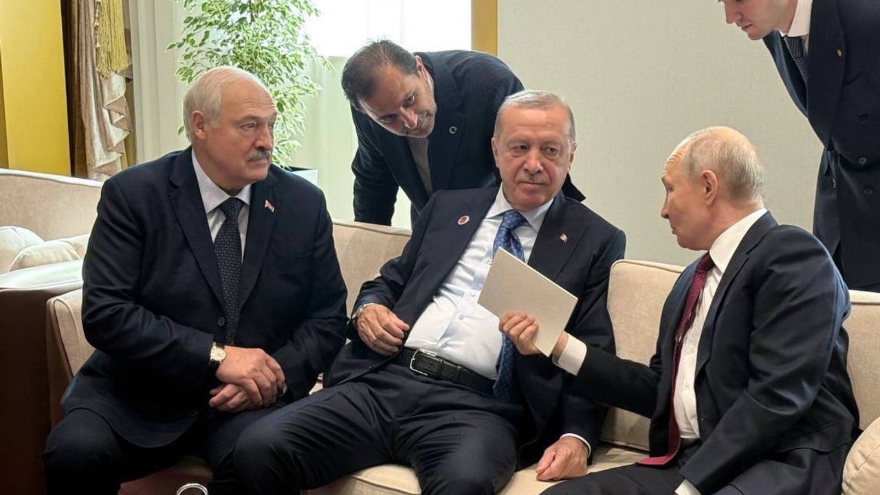 Samimi sohbet Bişkek'te: Erdoğan, Putin ve Lukaşenko bir araya geldi