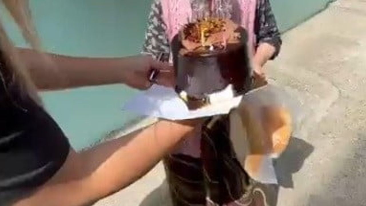Samsun'da bir dilim mutluluk: belediye ekipleri yaş alan büyüklerin kapısını çalıyor