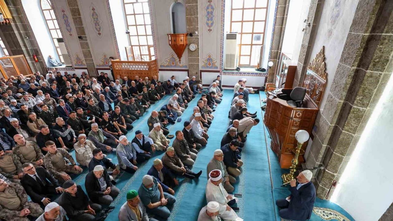Samsun’da gaziler anısına mevlid-i şerifte dua ve Kur'an tilaveti