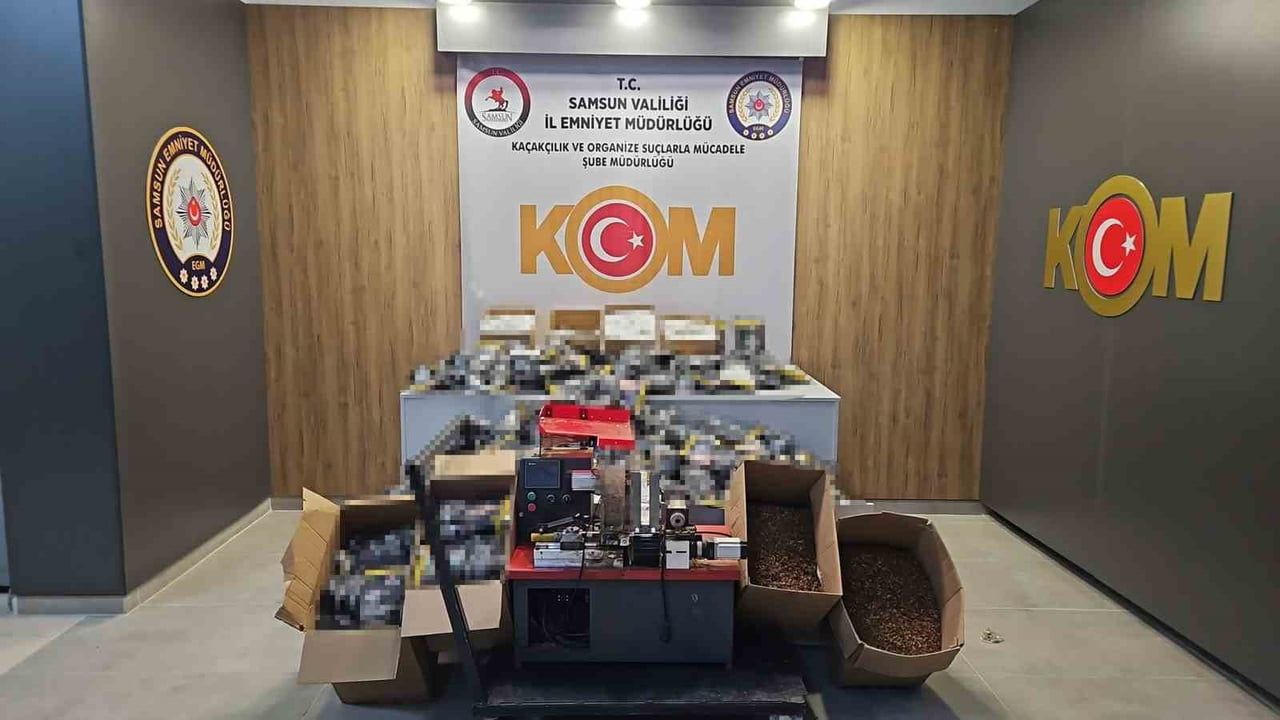Samsun'da yasa dışı makaron üretimine baskın: 14 bin makaron, 23 kilo tütün ele geçirildi
