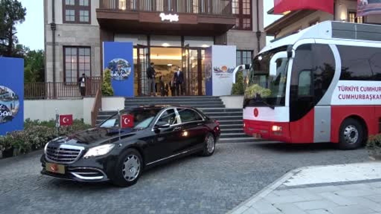 Samsun'daki açılış ve genç buluşmasının ardından Cumhurbaşkanı Erdoğan Ankara'ya uğurlandı