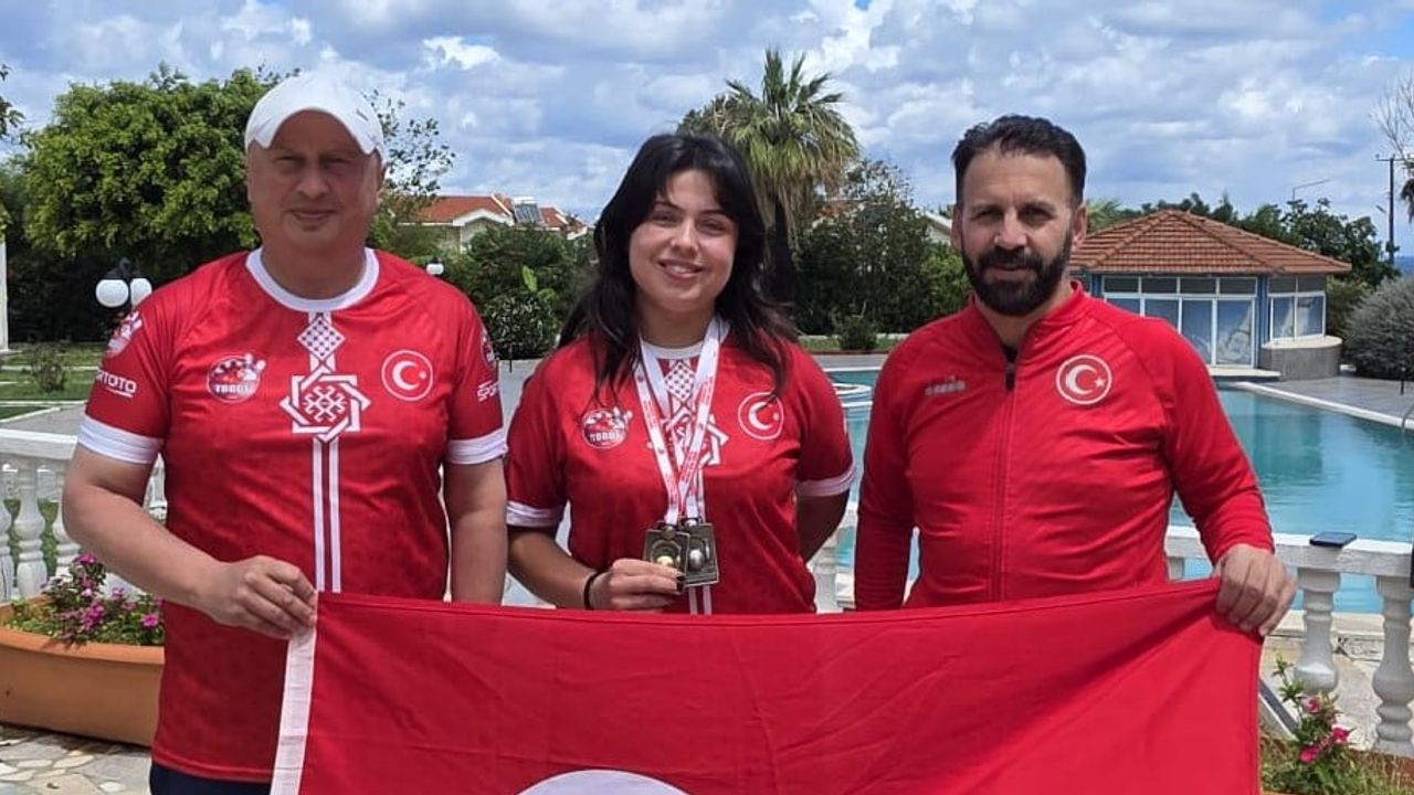 Samsun'dan Galler'e: Melek Ünlü Avrupa şampiyonasında Türkiye'yi temsil edecek