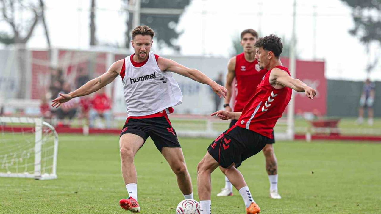 Samsunspor kadrosunda yaz telaşı: sekiz oyuncu kiralandı