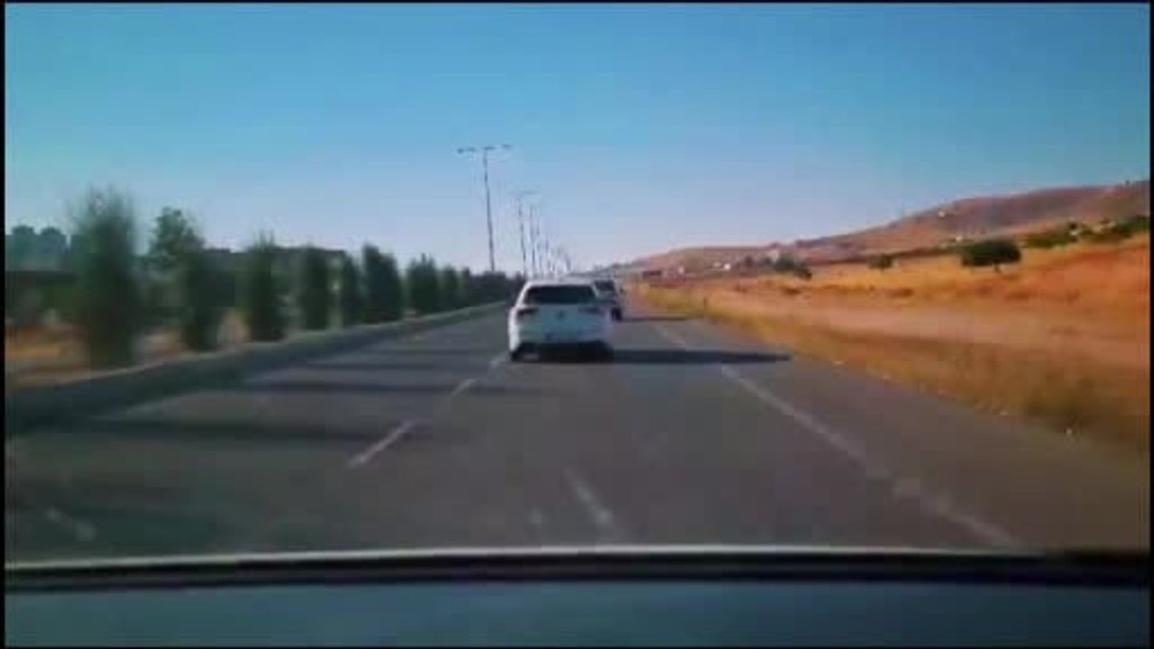 Şanlıurfa-Mardin kara yolunda durdurulan sevkiyat: 4 milyon liralık kaçak tütün ve elektronik sigara ele geçirildi