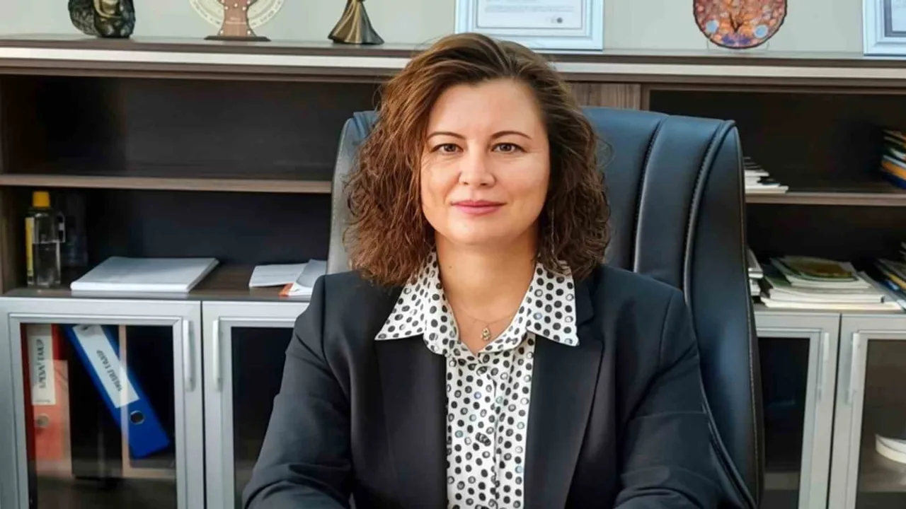 Saray'da tarım müdürlüğünde görev değişimi: Seyide Yılmaz Vize'ye atandı, yerine Selçuk Çekici