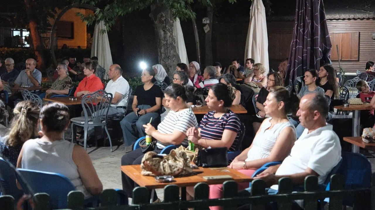 Sarıgöl'de edebiyat buluşması: öykü ve gerçeklik tartışıldı
