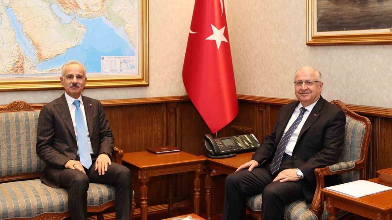 Savunma ve ulaşımda üst düzey görüşme