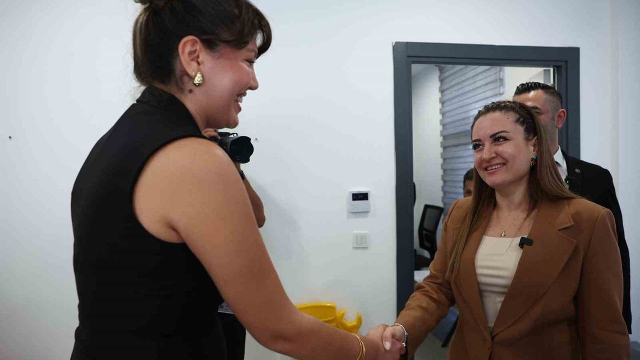 Şehit yakınları ve gaziler için Kanal Mahallesi'nde yeni hizmet merkezi açıldı