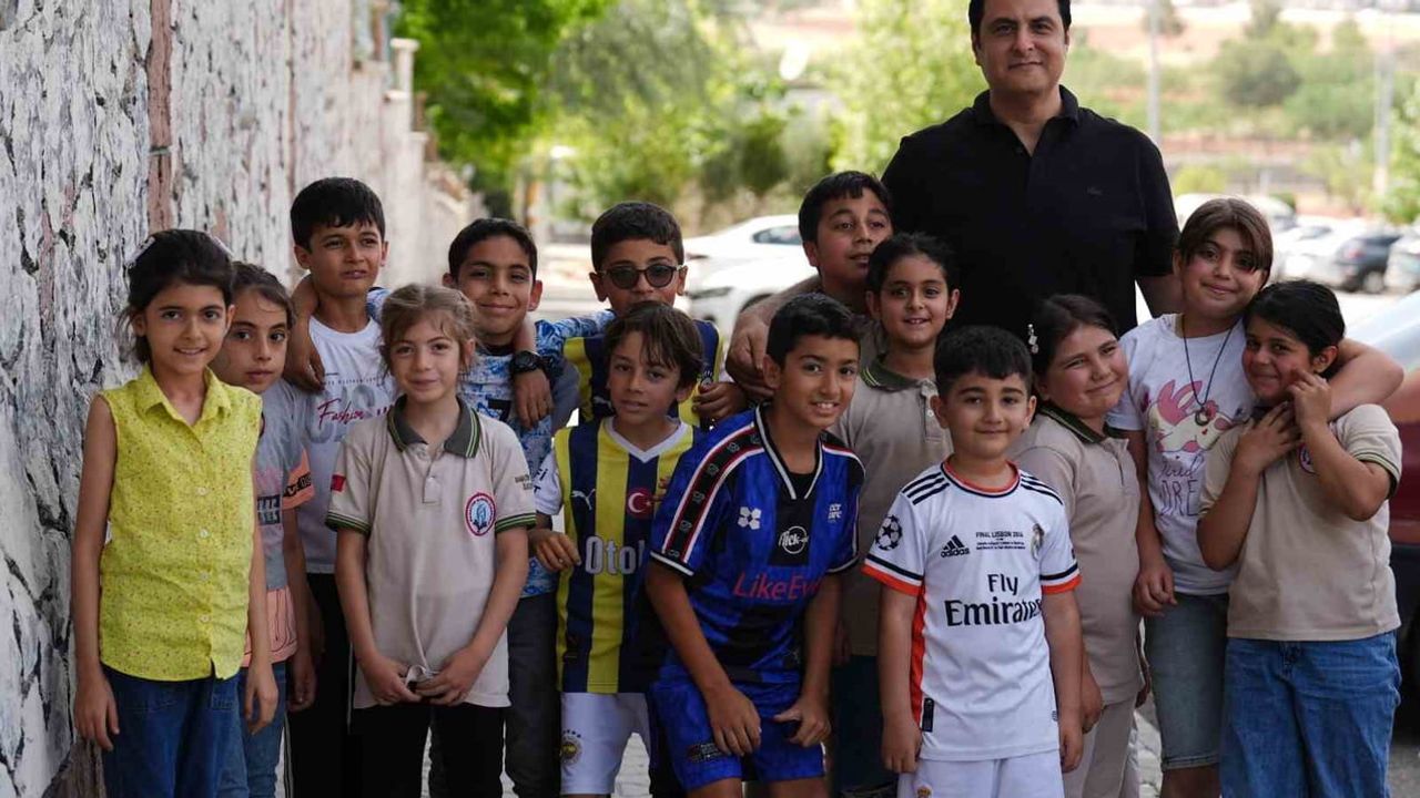 Şehitkamil’den eğitime yeni hamle: ilkokul ve ortaokula toplam 8 bin lira destek