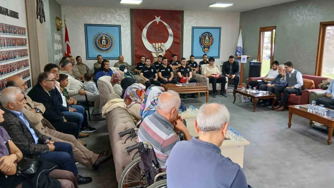 Şehitleri anma geleneği 273'üncü kez EMŞAV ile sürdü