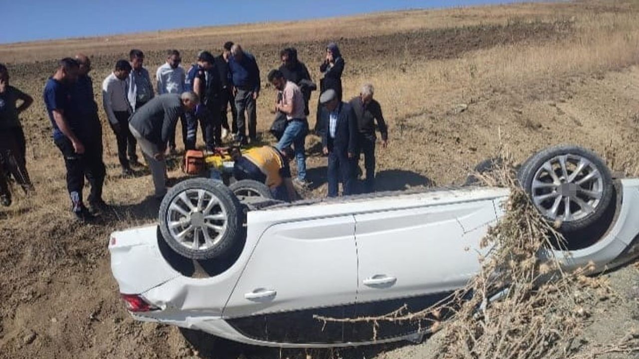Şehittepe yakınlarında takla: Özalp'te otomobilde bir kişi yaralandı