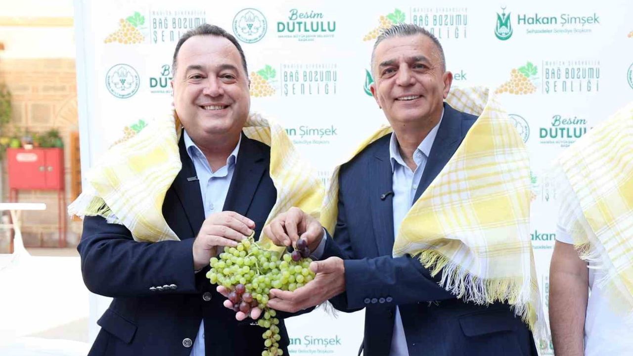 Şehzadeler'de dört gün: bağ bozumu şenlikleri gelenek ve lezzeti buluşturuyor