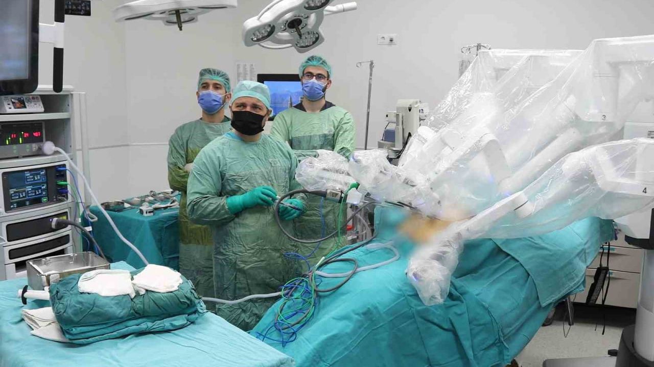 Selçuk tıp hastanesinde robotik cerrahi hizmetinde fark ücreti yok