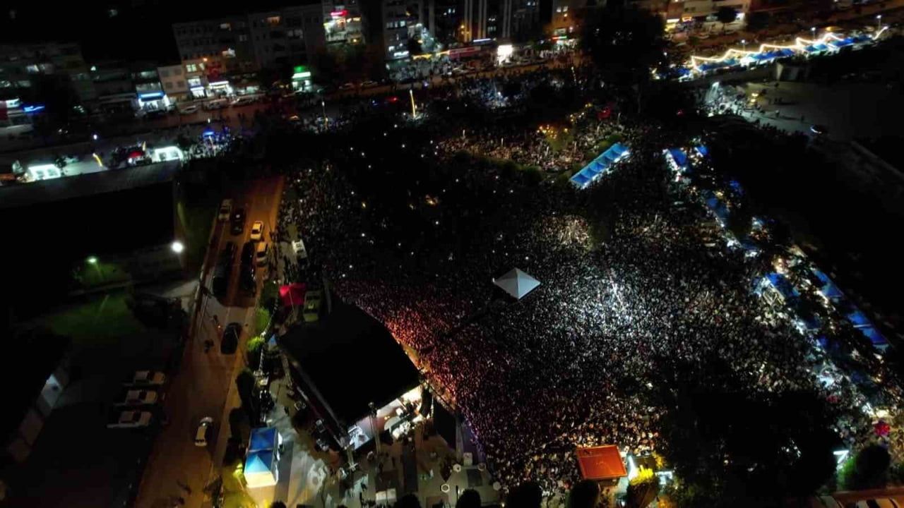 Serdar Ortaç sahnede: bağımlılıkları geride bıraktım, müziğe döndüm
