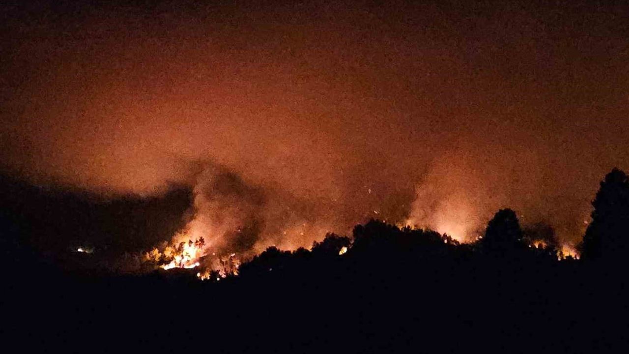 Serik'te kontrol sürecine giren yangının enerjisi düşürüldü