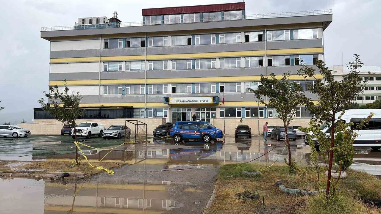 Sessiz köyde silah sesleri: okula koşanlar yaşananları anlattı