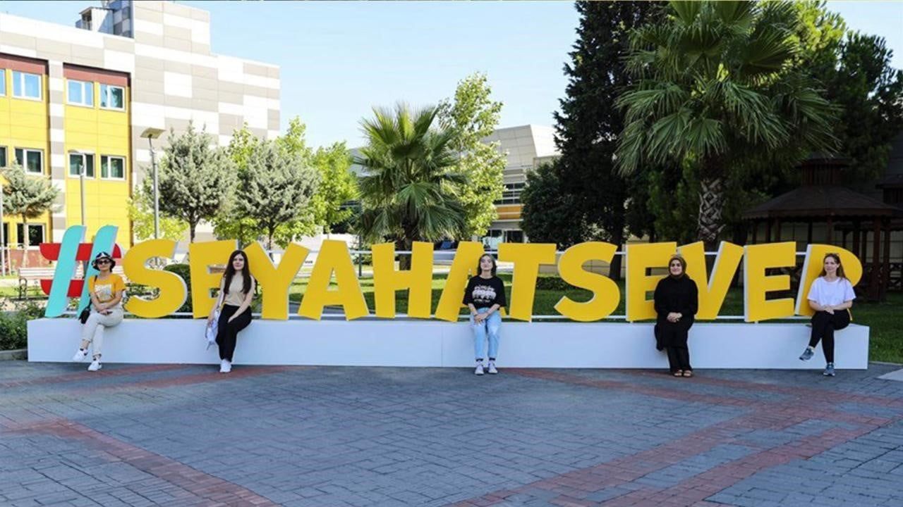 Seyahatsever projesiyle dört yılda 628 bin 241 genç yurtlarda ücretsiz konakladı