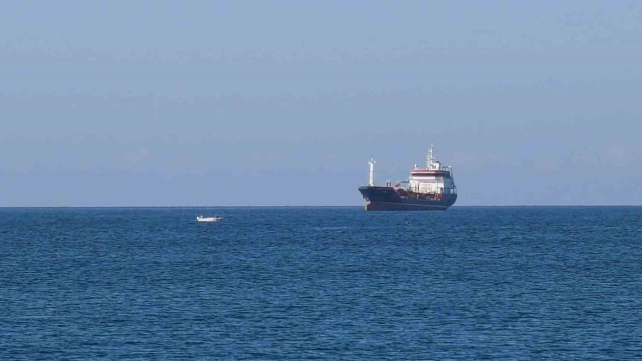 Silivri açıklarında arama kurtarma 4. güne taşındı: kayıp mürettebat için bekleyiş sürüyor