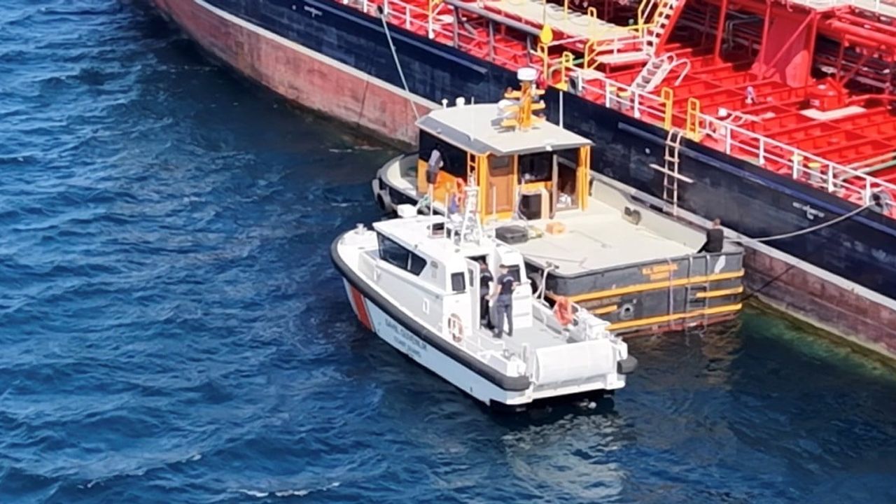 Silivri'deki çarpışmanın ardından ALSU gemisinde bilirkişi ve sualtı incelemesi