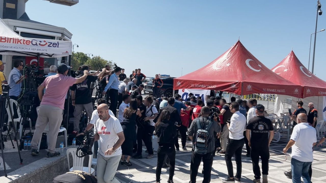 Silivri limanında gazetecilere yönelik fiziki müdahale kameraya yansıdı