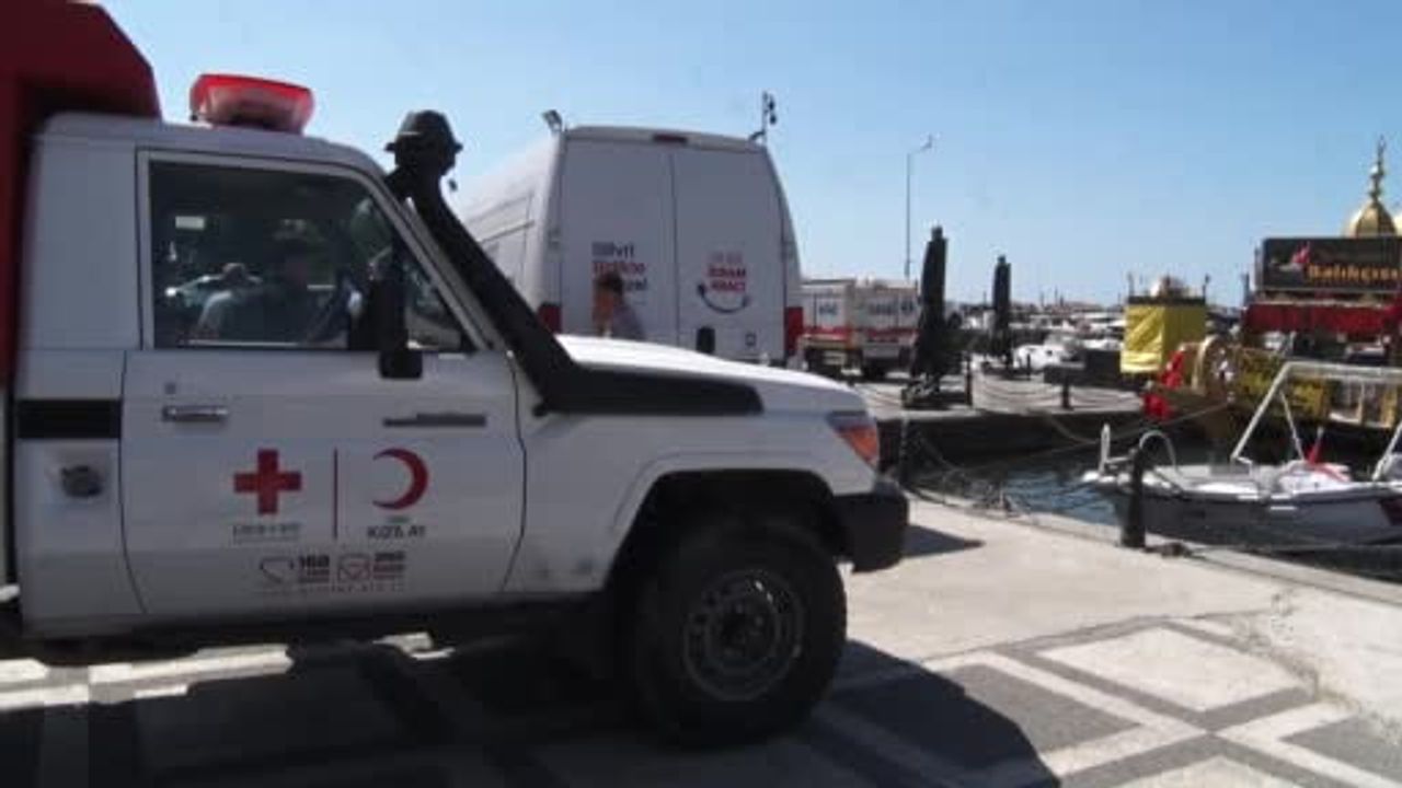 Silivri sahilinde bekleyiş: kayıp mürettebat için arama sürüyor