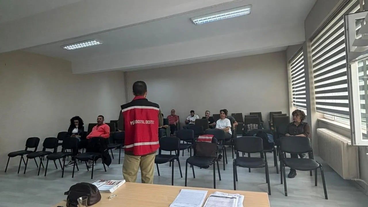 Sinop'ta belediye çalışanlarına kriz sonrası psikososyal müdahale eğitimi