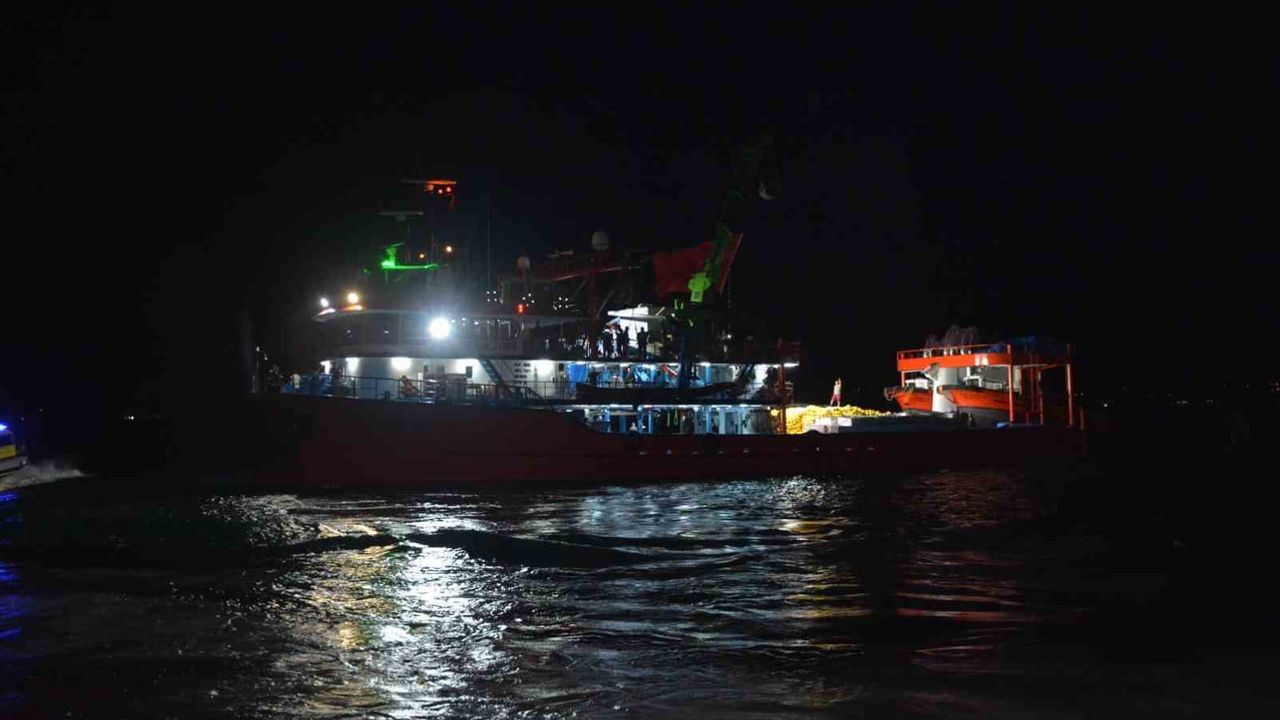 Sinop'ta deniz sezonu kutlandı: balıkçılar yeni yolculuğa 'vira bismillah' dedi