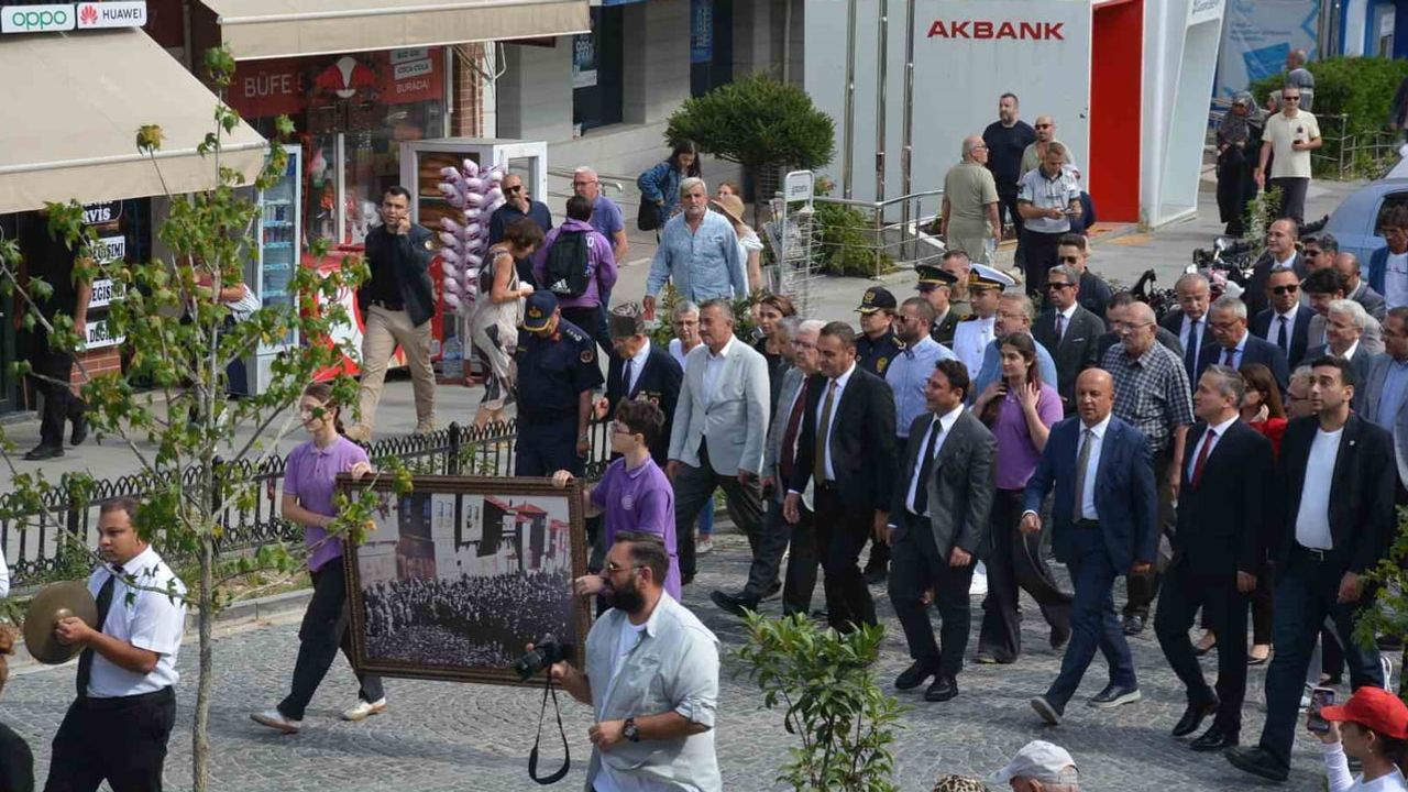 Sinop'ta tarih sahnede: Atatürk'ün gelişinin 98. yılı törenlerle anıldı